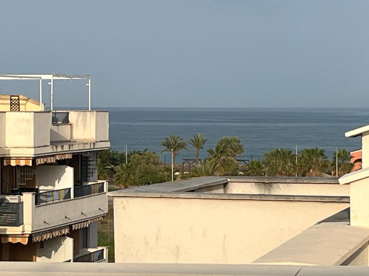 Apartment Playa Atico Duplex Vistas Al Mar Y Montana Wifi,piscina A Almenara